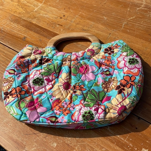 Vera Bradley - Picture 1 of 5